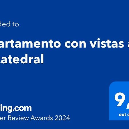 סנטיאגו דה קומפוסטלה Apartamento Con Vistas A La Catedral מראה חיצוני תמונה